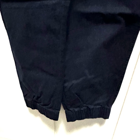 Old Navy Men's Twill Joggers - Picture 3 of 3